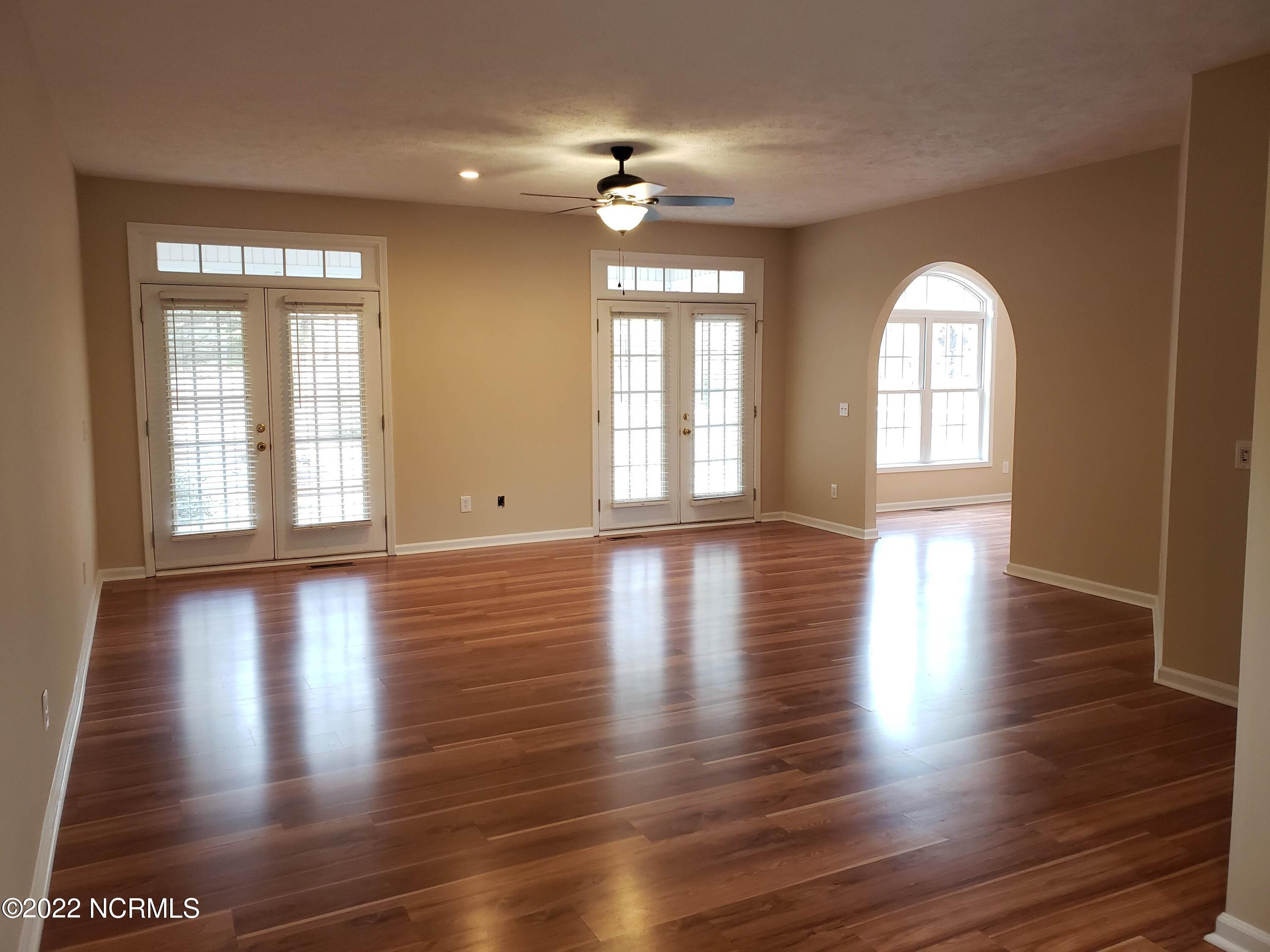 635 Burning Tree Road Pinehurst, NC 28374 - Photo 3 of 32 20220208_115547