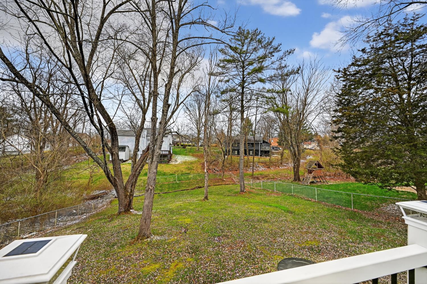 957 Greentree Road Lawrenceburg, IN 47025 - Photo 13 of 32