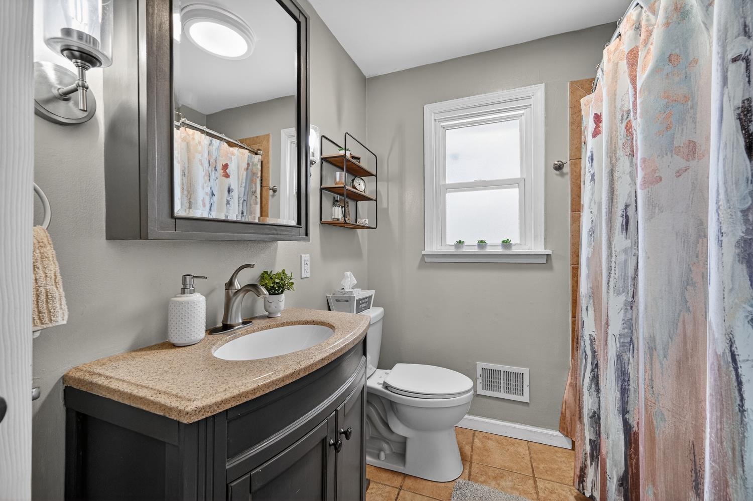 957 Greentree Road Lawrenceburg, IN 47025 - Photo 16 of 32