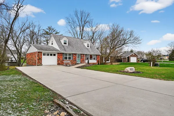 $338,000 | 957 Greentree Road, Lawrenceburg, IN 47025