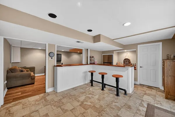 $338,000 | 957 Greentree Road, Lawrenceburg, IN 47025