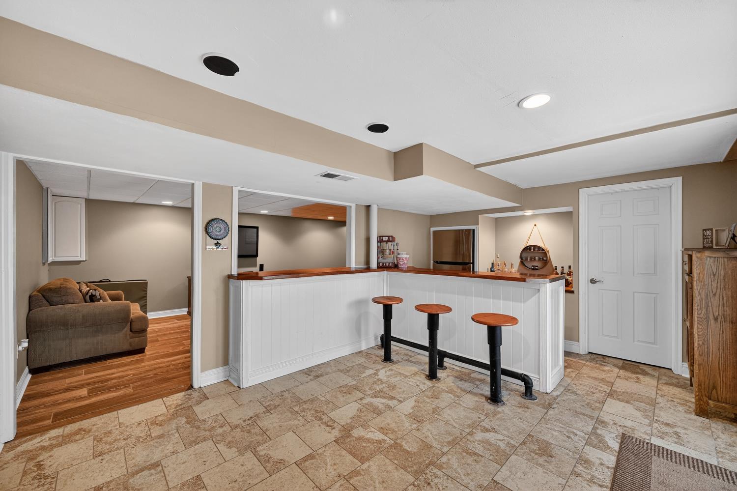 957 Greentree Road Lawrenceburg, IN 47025 - Photo 26 of 32