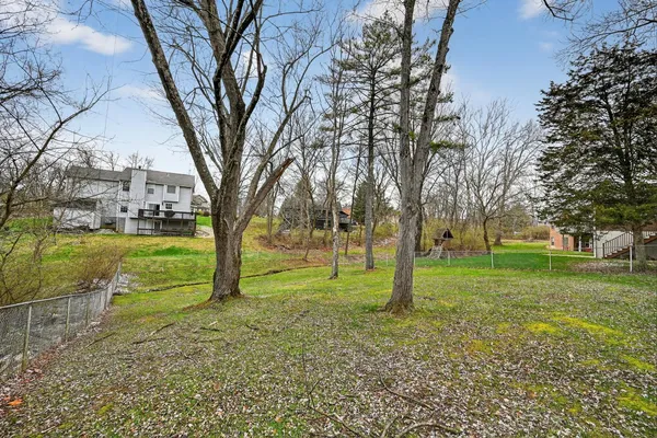 $338,000 | 957 Greentree Road, Lawrenceburg, IN 47025