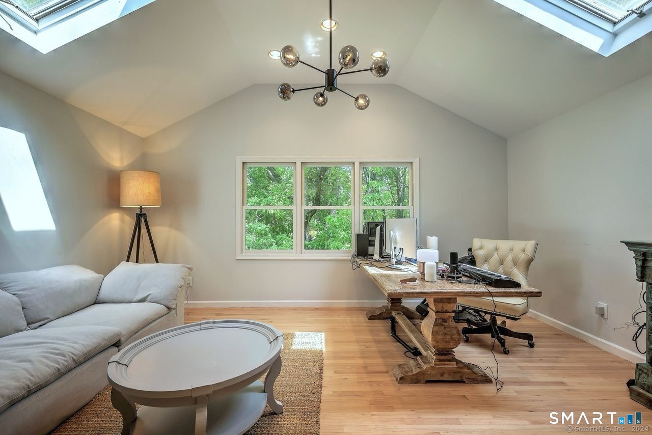 9 Canterbury Road, Unit 9 Hamden, CT 06514 - Photo 12 of 24 Gallery Image 12
