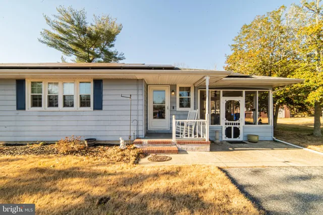 $230,000 | 12 Pleasant View Drive, Millville, NJ 08332