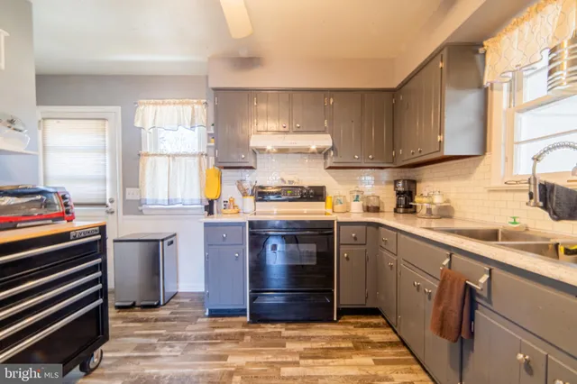 $230,000 | 12 Pleasant View Drive, Millville, NJ 08332