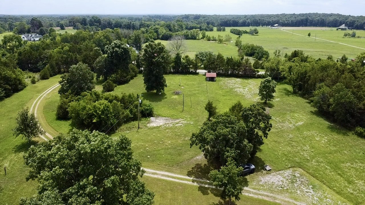 5340 Lunns Store Road Chapel Hill, TN 37034 - Photo 7 of 21 Gallery Image 7