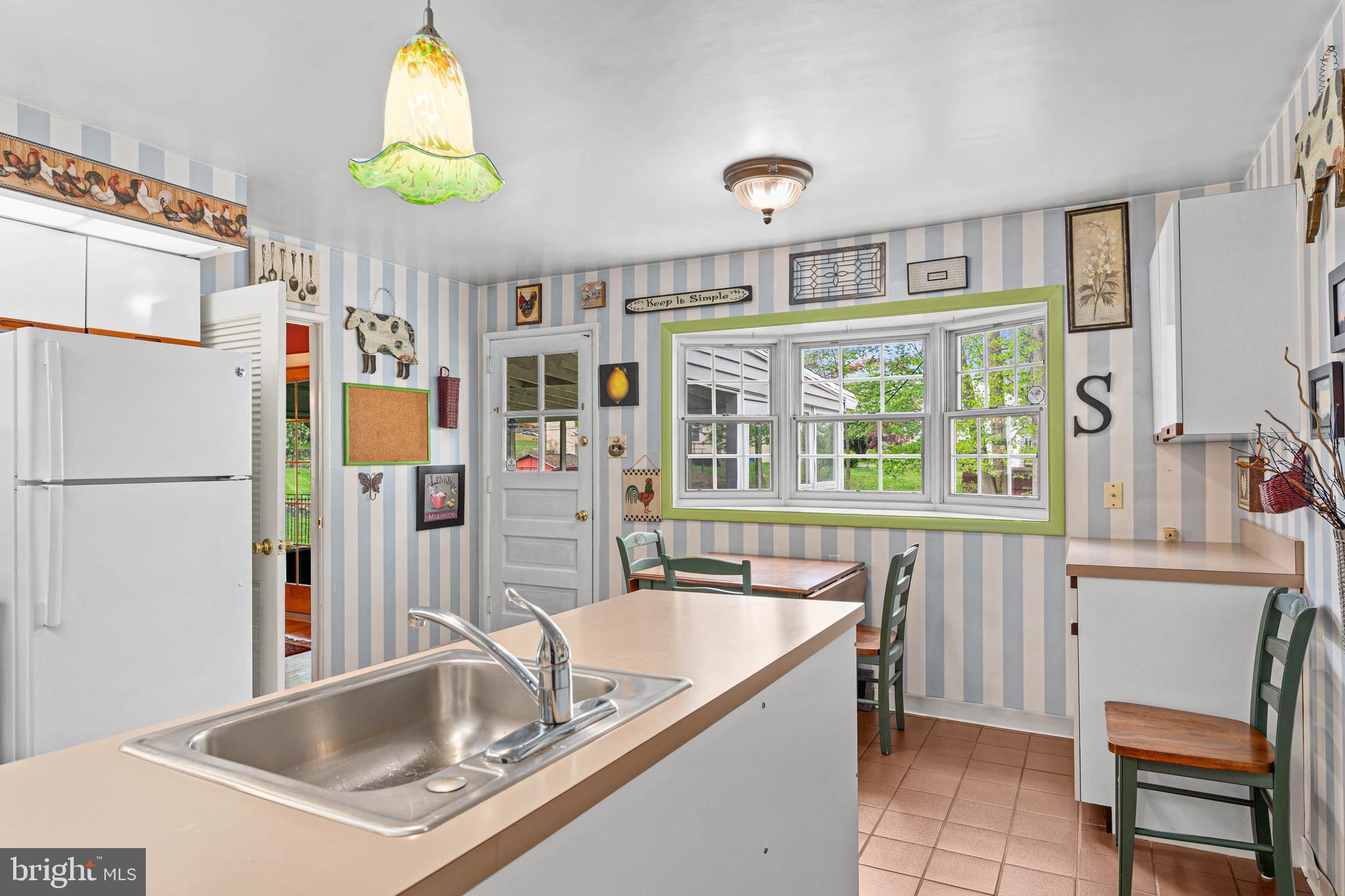 100 Wooded Lane Villanova, PA 19085 - Photo 11 of 41 Kitchen adjacent to dining room