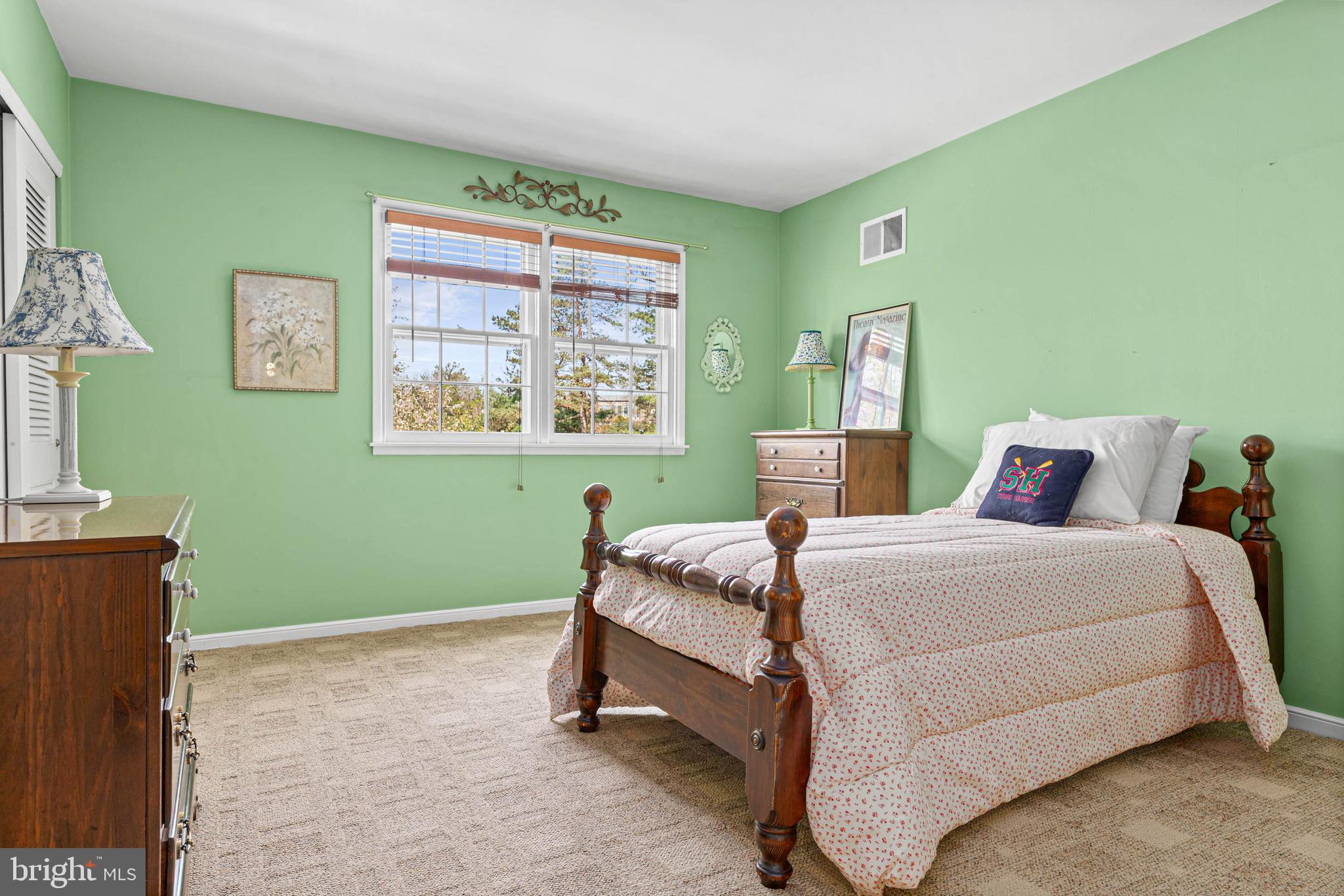 100 Wooded Lane Villanova, PA 19085 - Photo 21 of 41 Bedroom 2 upper level 1