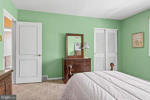 $1,050,000 | 100 Wooded Lane, Villanova, PA 19085