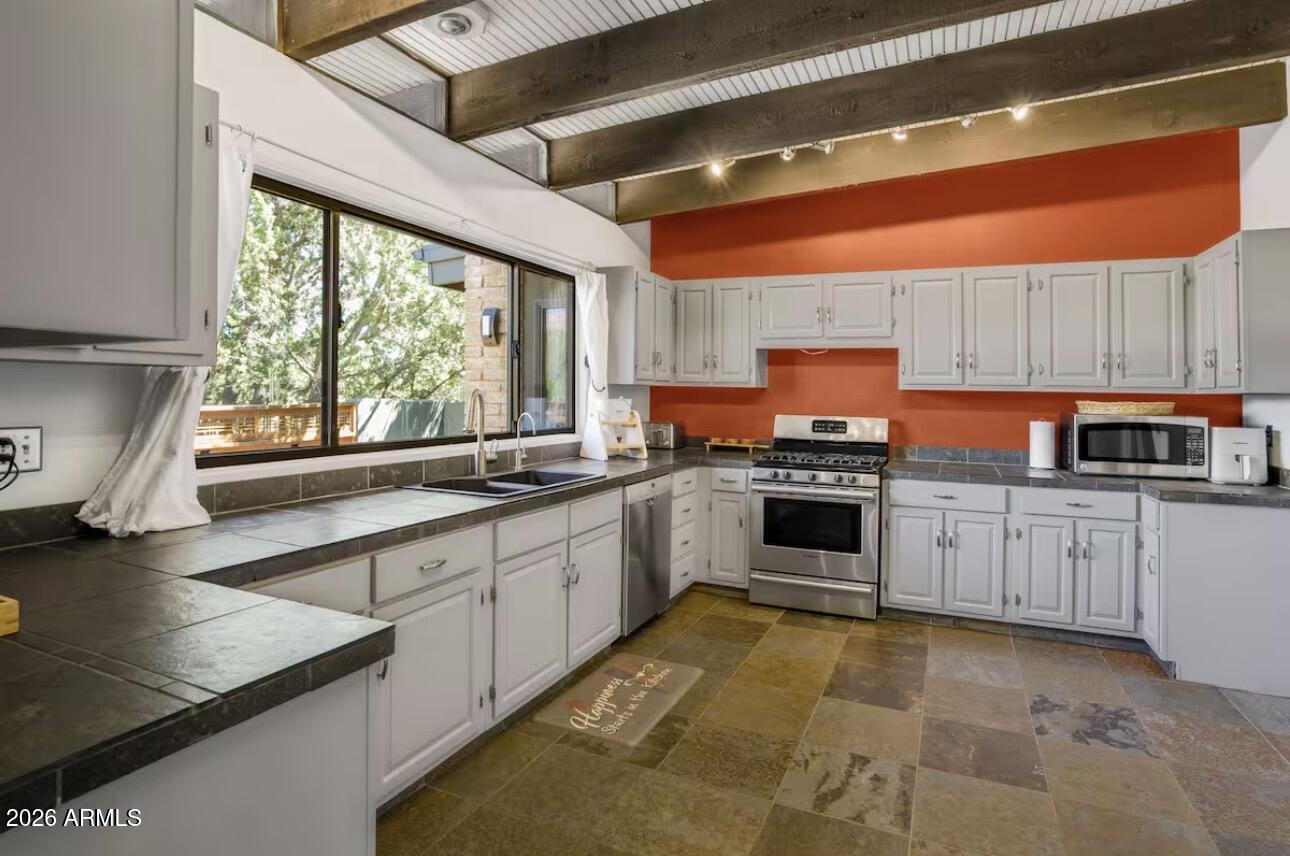 245 Pony Soldier Road Sedona, AZ 86336 - Photo 5 of 42 IMG_1580