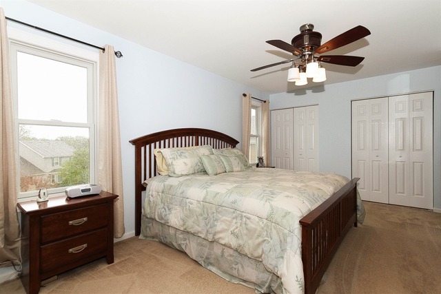 448 Hunters Way Fox River Grove, IL 60021 - Photo 11 of 18