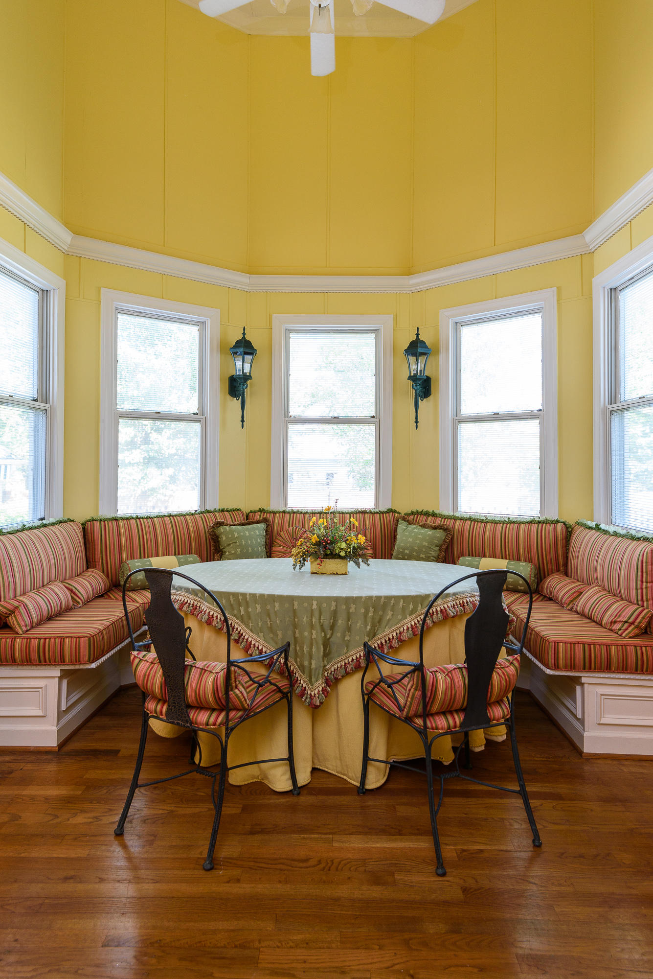 664 Parson Road Chatsworth, GA 30705 - Photo 13 of 51 Sunroom