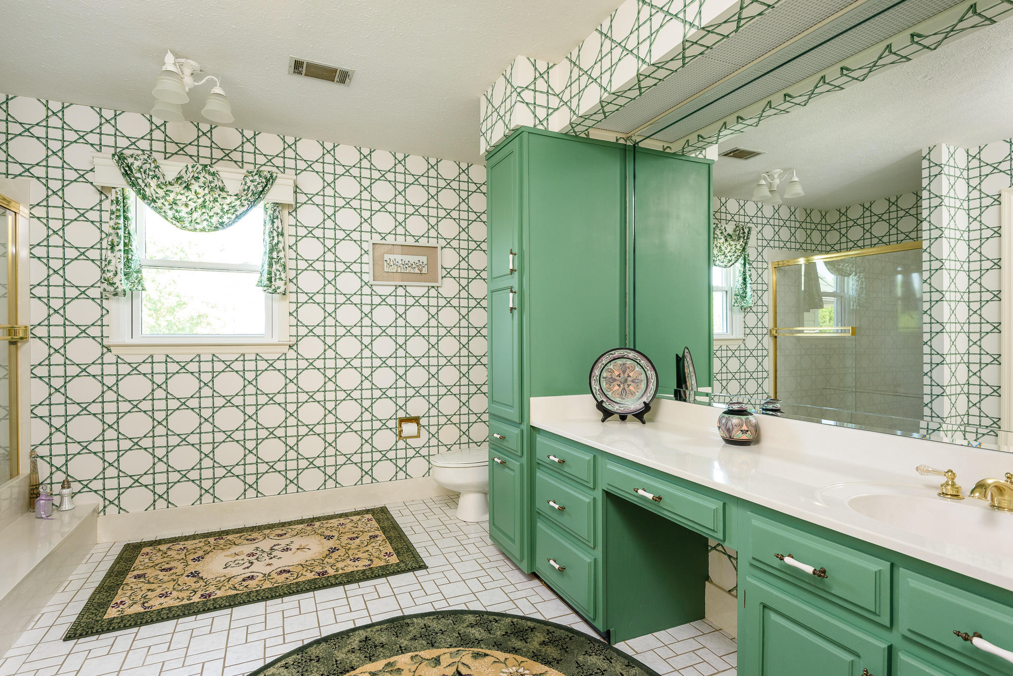 664 Parson Road Chatsworth, GA 30705 - Photo 22 of 51 Full Bath