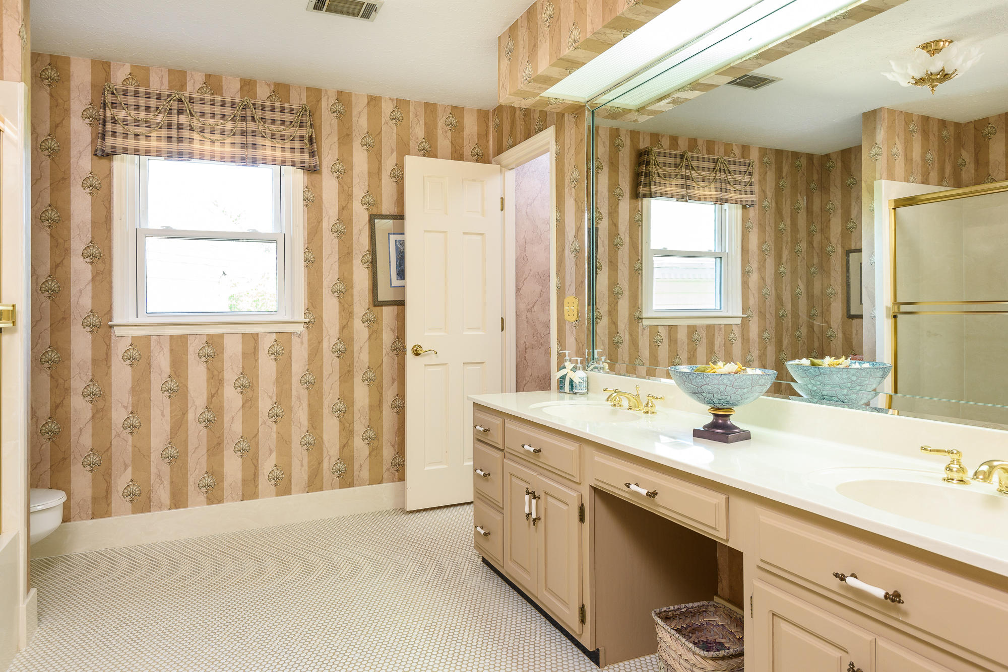 664 Parson Road Chatsworth, GA 30705 - Photo 23 of 51 Full Bath