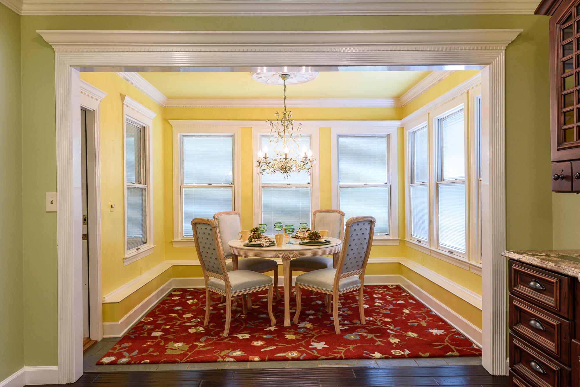 664 Parson Road Chatsworth, GA 30705 - Photo 9 of 51 Breakfast Room