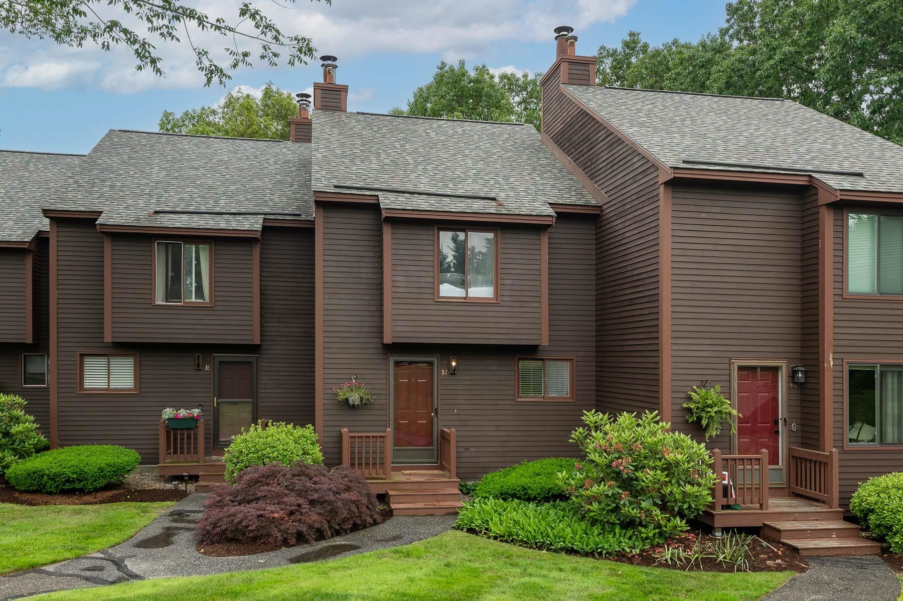37 Thornhill Road Stratham, NH 03885 - Photo 1 of 22