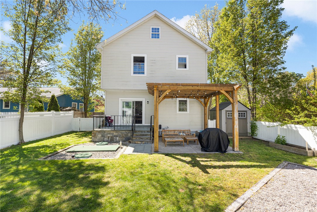 16 Willow Road Charlestown, RI 02813 - Photo 5 of 43