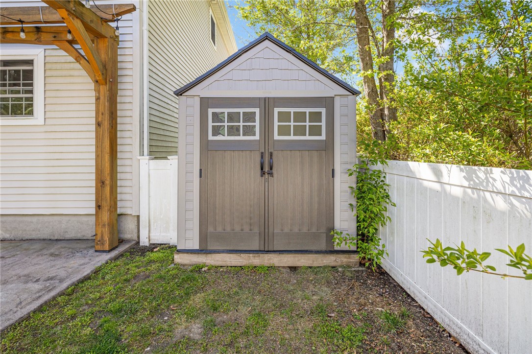 16 Willow Road Charlestown, RI 02813 - Photo 8 of 43