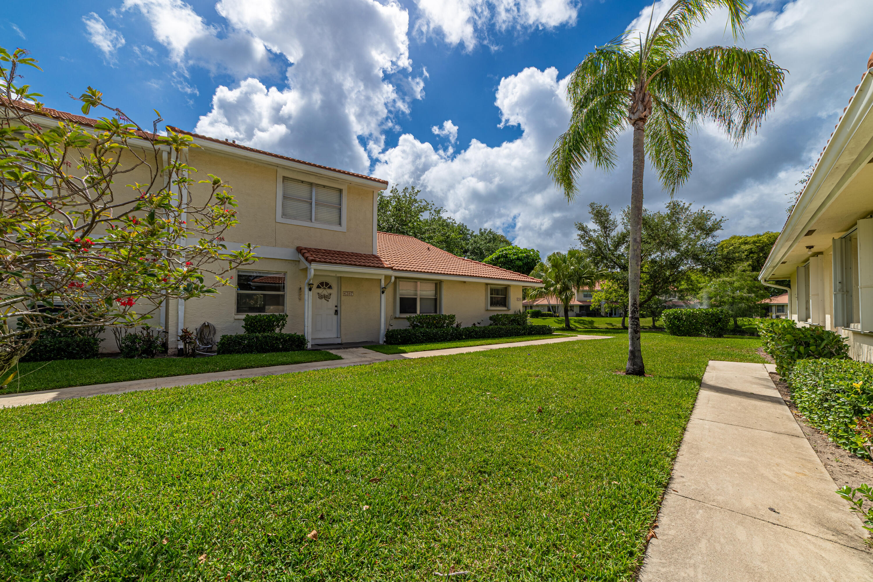 6397 Boca Circle Boca Raton, FL 33433 - Photo 13 of 46 Front Home-B