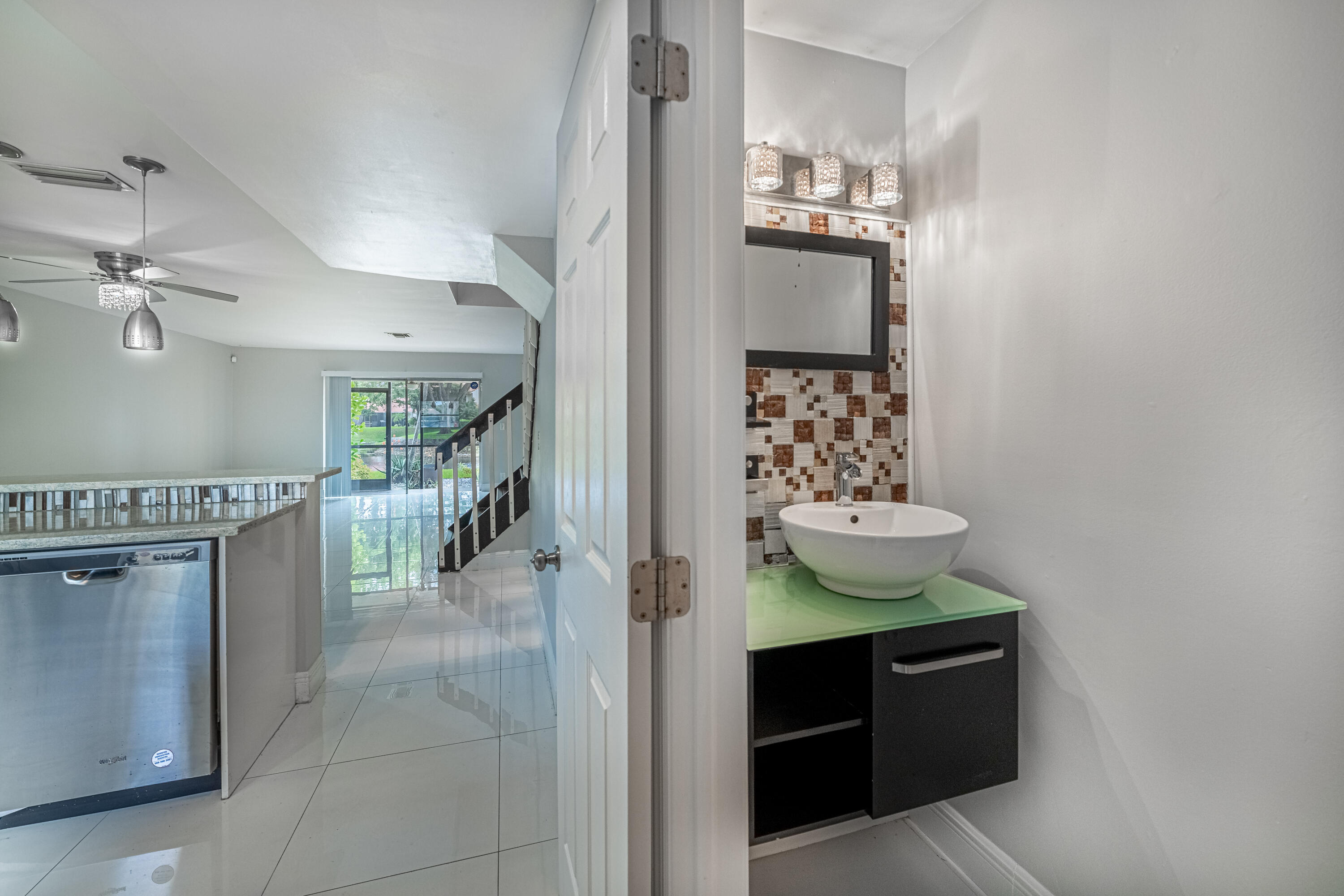 6397 Boca Circle Boca Raton, FL 33433 - Photo 17 of 46 Bathroom