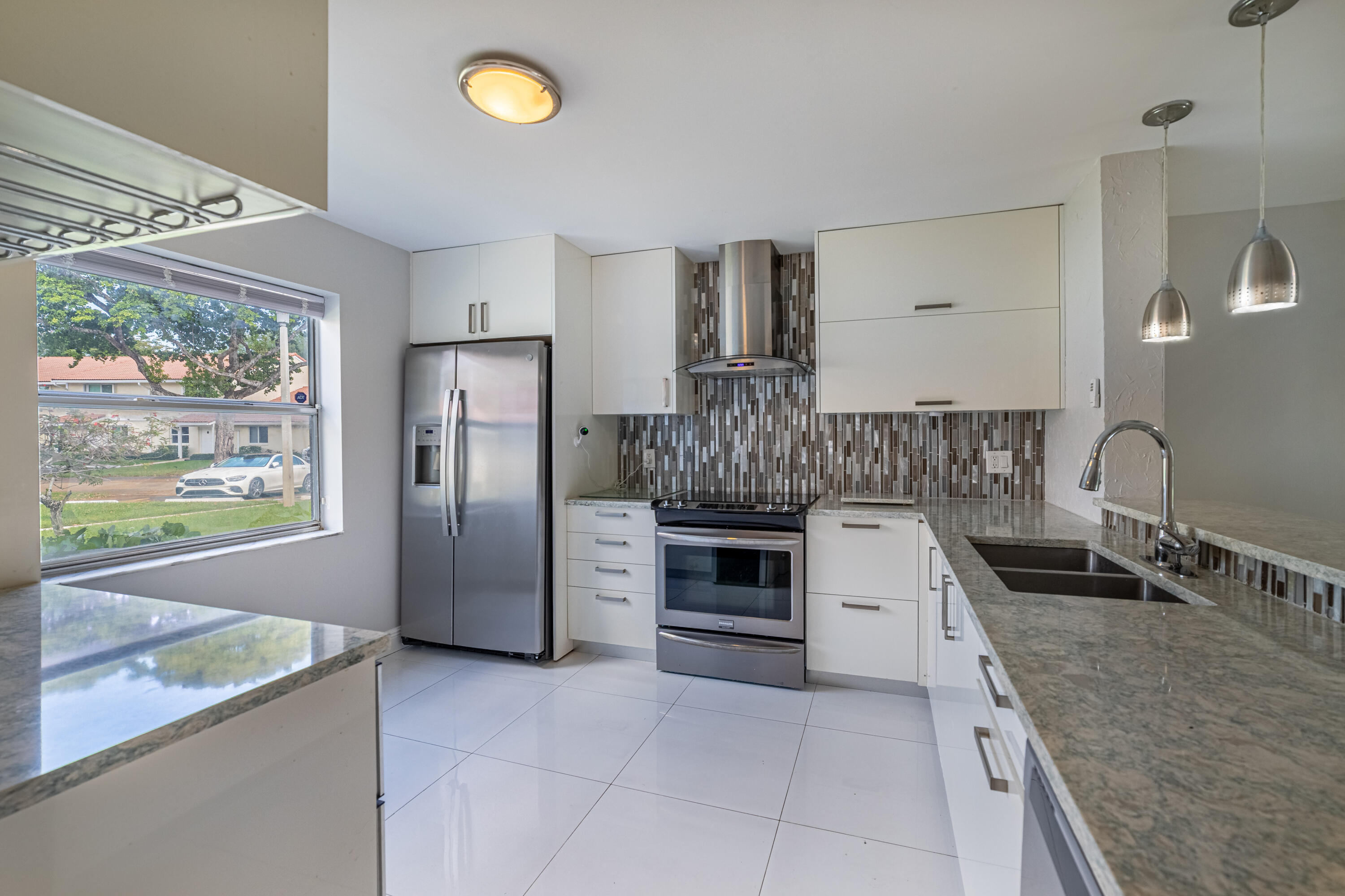 6397 Boca Circle Boca Raton, FL 33433 - Photo 18 of 46 Kitchen-B