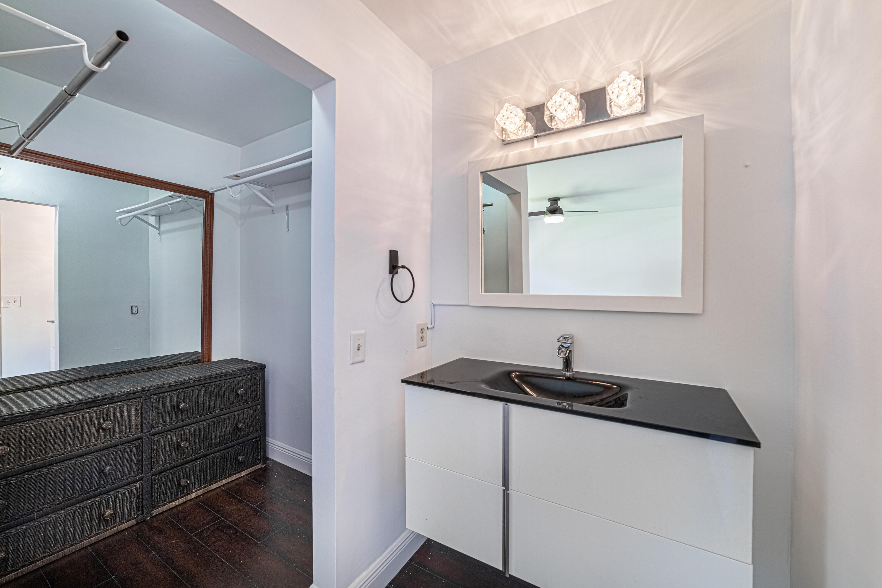 6397 Boca Circle Boca Raton, FL 33433 - Photo 32 of 46 Bedroom-Closet-Sink