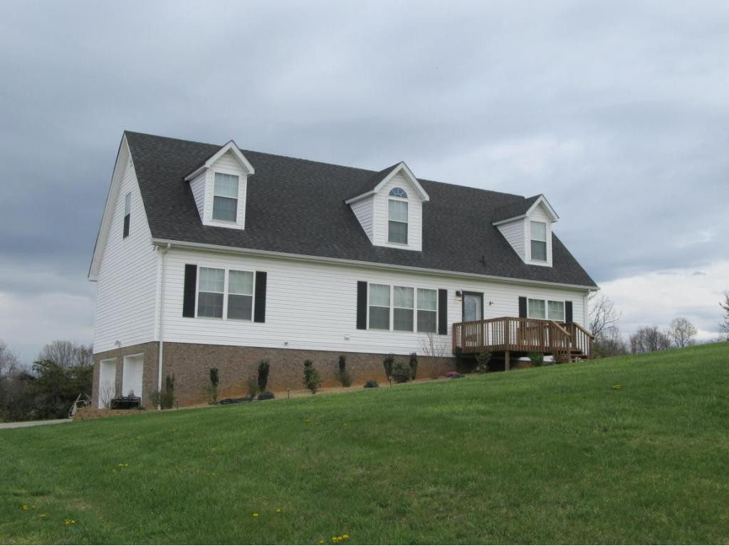 1215 Jim Fox Road Greeneville, TN 37743 - Photo 1 of 20 Photo 1