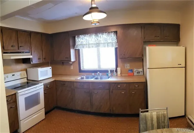 $900 | 139 South Main Street, Albion, NY 14411