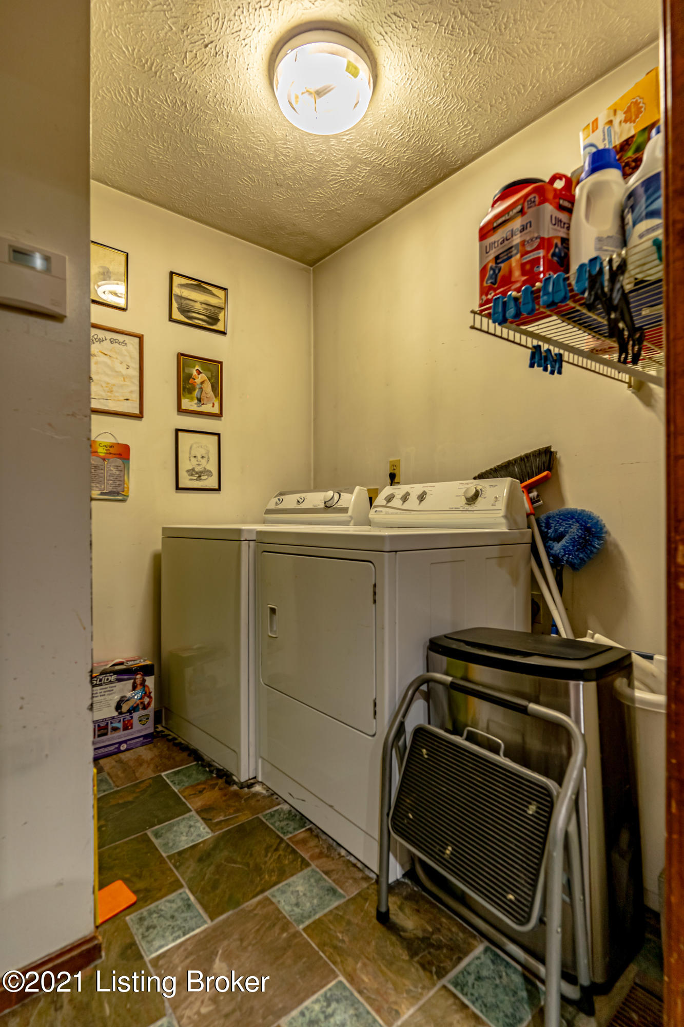 2012 Millgate Road Louisville, KY 40223 - Photo 46 of 66 DSC07115