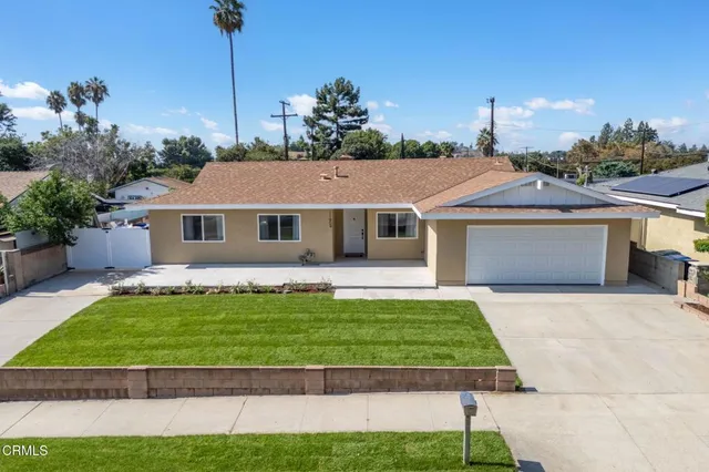 $1,075,000 | 11609 Garrick Avenue, Lakeview Terrace, CA 91342