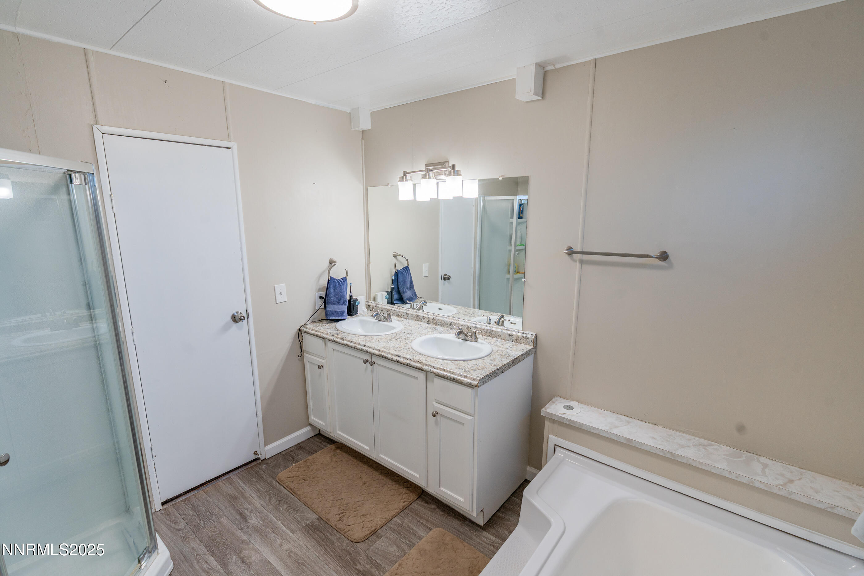 16180 Rhyolite Circle Reno, NV 89521 - Photo 15 of 21 DSC03722