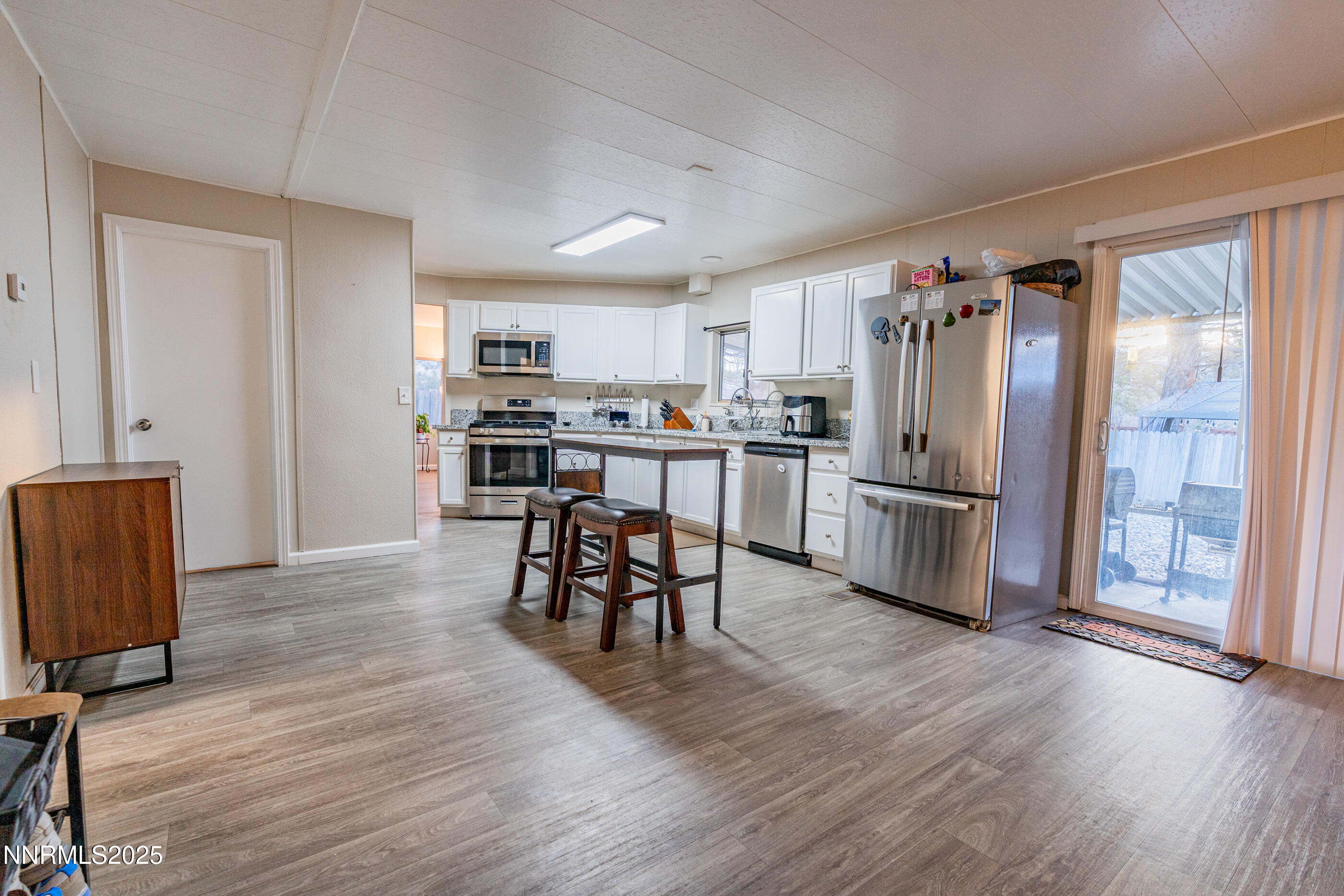 16180 Rhyolite Circle Reno, NV 89521 - Photo 5 of 21 DSC03743