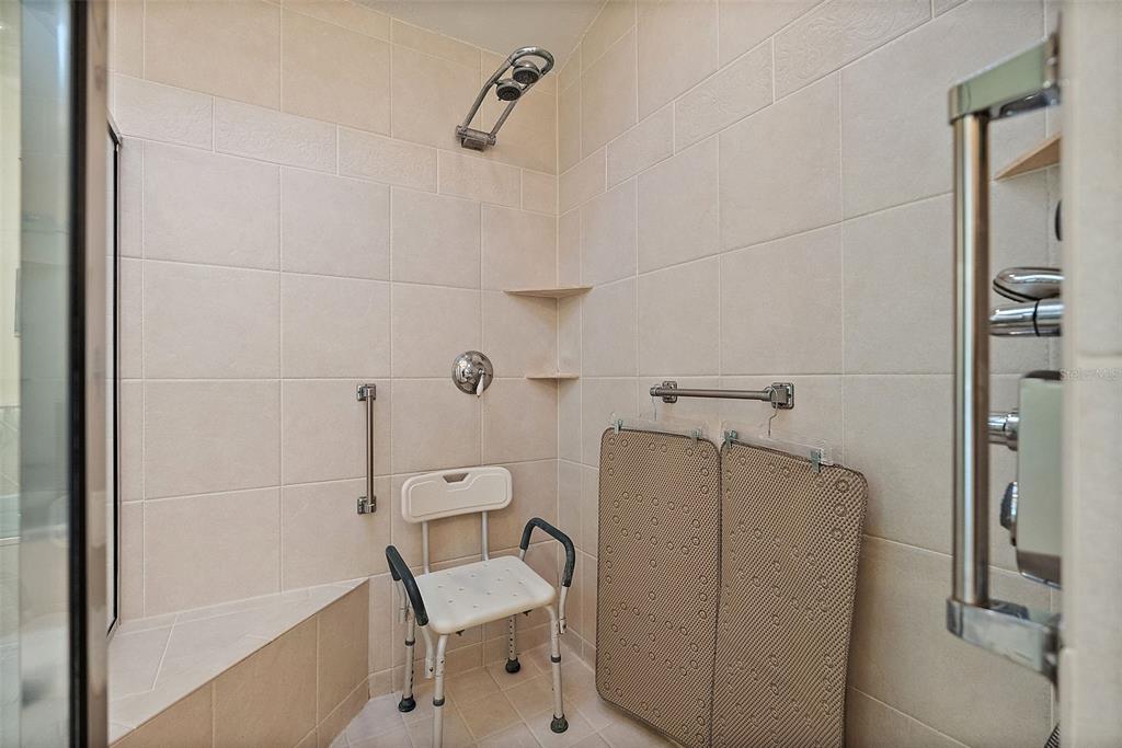 551 Sandy Hook Road Treasure Island, FL 33706 - Photo 28 of 46