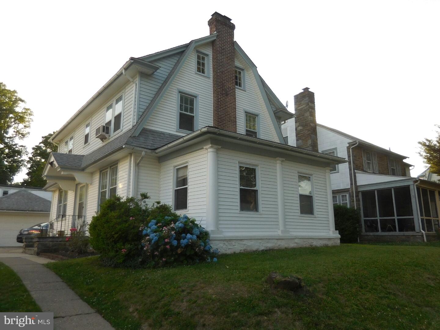 552 Broadview Road Upper Darby, PA 19082 - Photo 2 of 17 Exterior Side