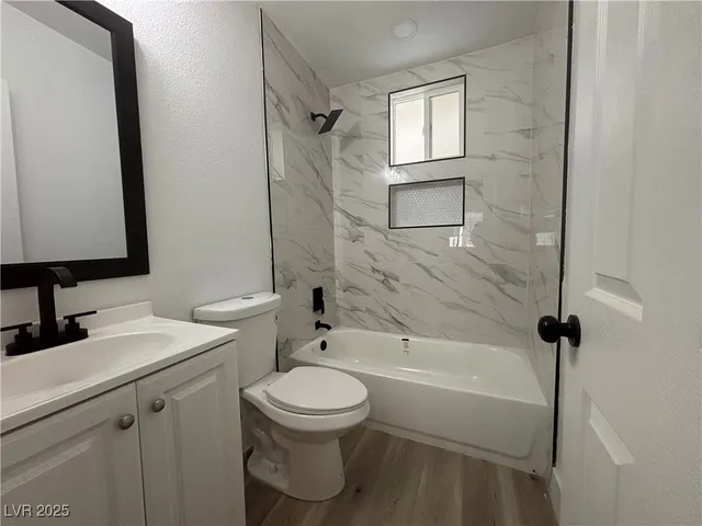 $1,100 | 724 North 9th Street, Unit 2, Las Vegas, NV 89101