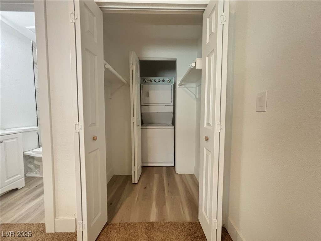 724 North 9th Street, Unit 2 Las Vegas, NV 89101 - Photo 8 of 10 stacked washer and clothes dryer