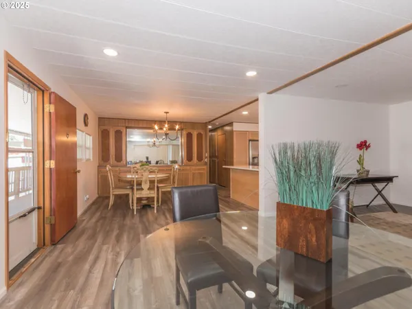 $134,900 | 21016 Southeast Stark Street, Unit 69, Gresham, OR 97030