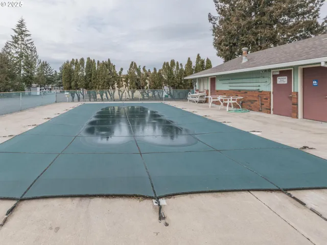 $139,900 | 21016 Southeast Stark Street, Unit 69, Gresham, OR 97030