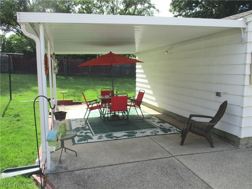 994 Nevin Street Akron, OH 44310 - Photo 6 of 27 Gallery Image 6