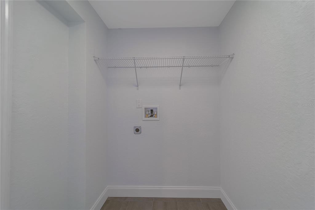 1152 Jackmar Road Dunedin, FL 34698 - Photo 22 of 60 a view of small space