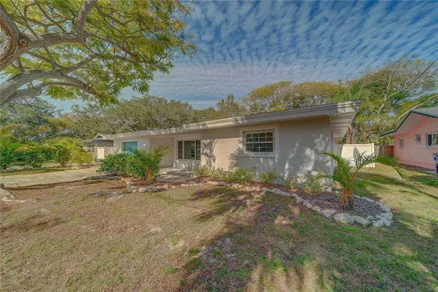 $630,000 | 1152 Jackmar Road, Dunedin, FL 34698
