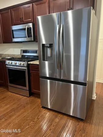 $3,500 | 10 Swatling Drive, Halfmoon, NY 12118