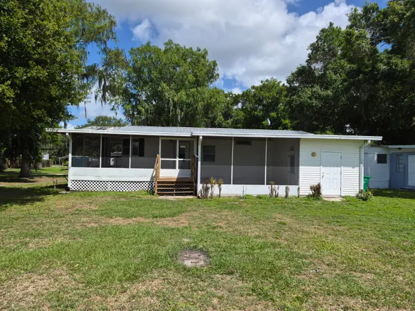 $180,000 | 301 Southeast 5th Avenue, Okeechobee, FL 34974