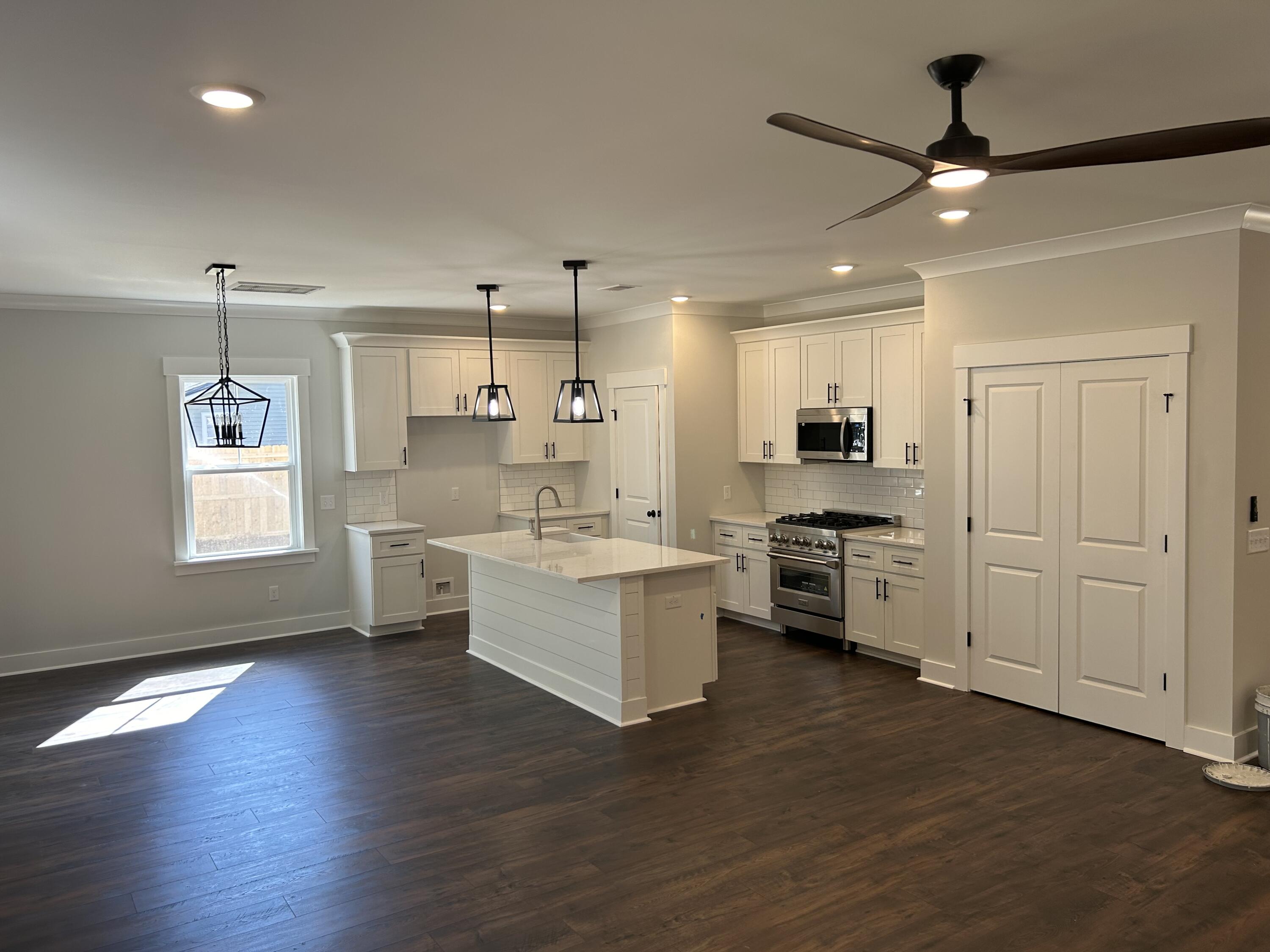 588 Riser Drive Charleston, SC 29412 - Photo 5 of 30 IMG_6508