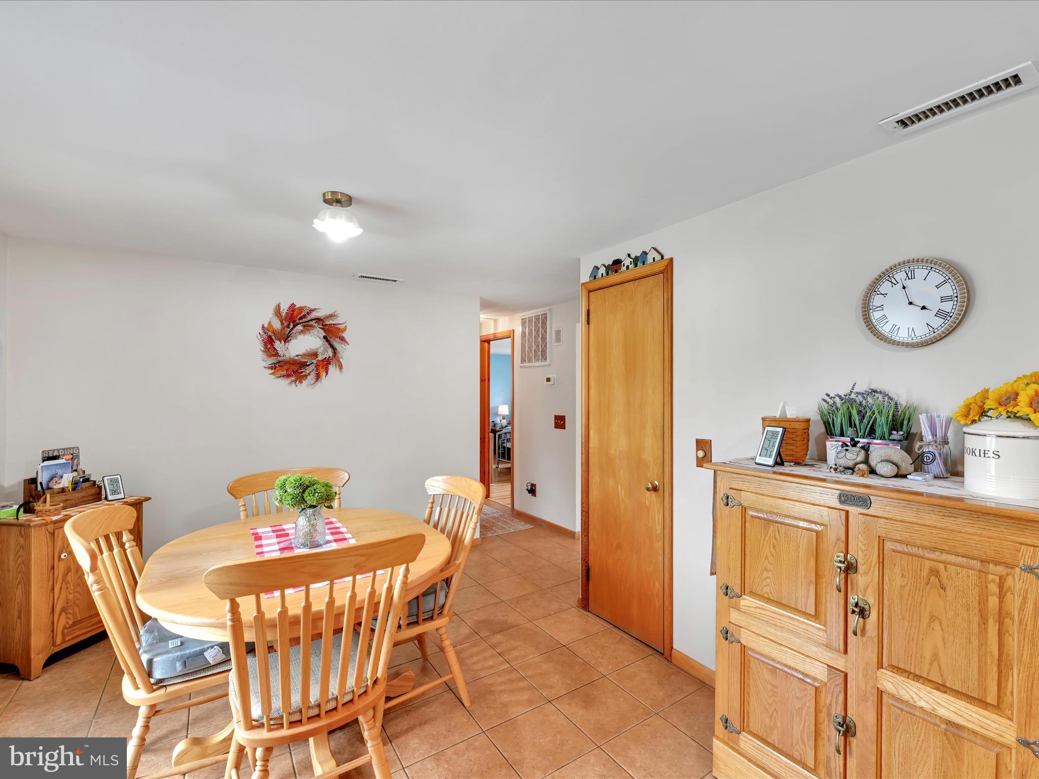 145 South 10th Street Columbia, PA 17512 - Photo 10 of 26 Dining Area