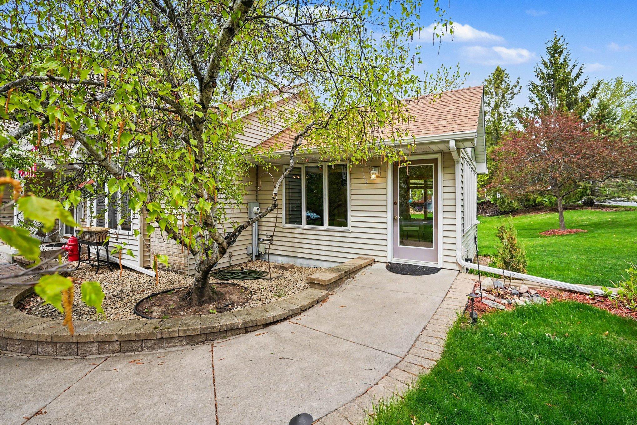 2635 79th Street East Inver Grove Heights, MN 55076 - Photo 32 of 43