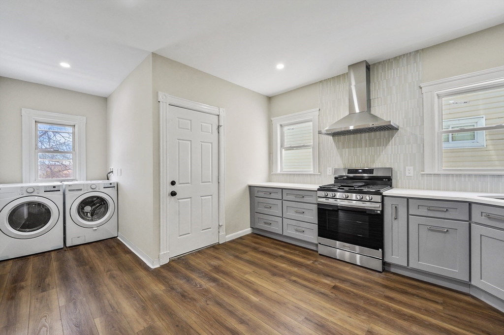 18 Lyon Street, Unit 1 Boston, MA 02122 - Photo 5 of 16 Gallery Image 5