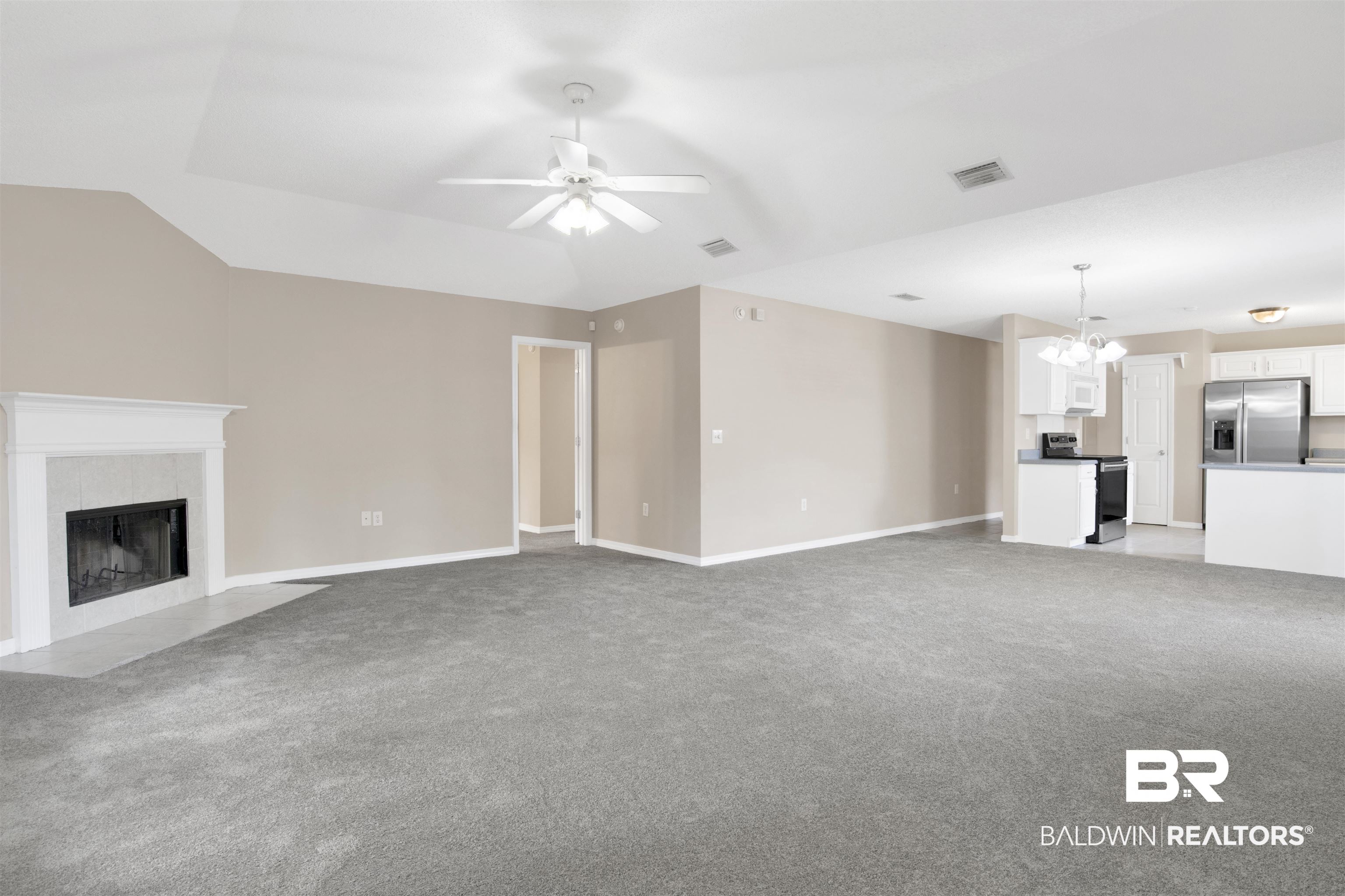 7665 Avery Lane Daphne, AL 36526 - Photo 6 of 45
