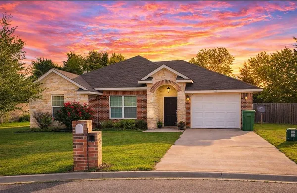 $249,900 | 142 Tomahawk Drive, Waco, TX 76705